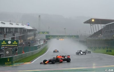 F1 to re-consider rules after Spa ’race’ farce