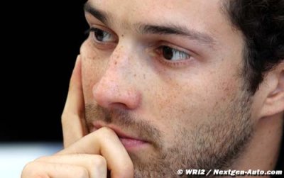 Senna fait profil bas