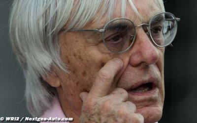 F1 teams would support Mosley return - Ecclestone
