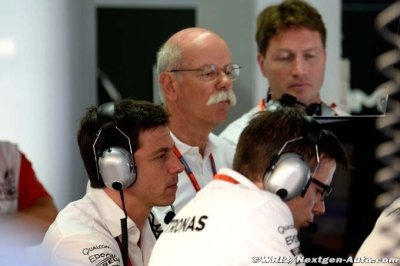 Zetsche raconte le moment où il a appris la retraite de Rosberg