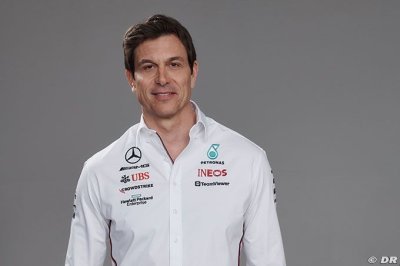 Pour Wolff, la F1 doit divertir sans perdre son ADN