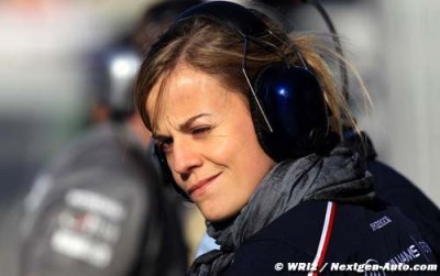 Susie Wolff aux essais des jeunes à Silverstone