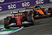 Norris a été 'pris au dépourvu' deux fois par Hamilton à Djeddah
