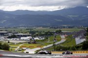 FIA may change qualifying blocking rule - Warwick