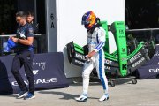 Un 'week-end gâché' par Hadjar : Sainz est hors de lui après son élimination en Q1