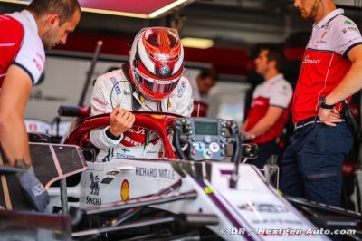 Raikkonen ’drives without instructions’ - Zehnder