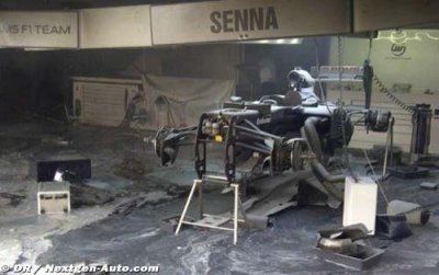 F1 personnel injured in huge Williams fire (+ video)