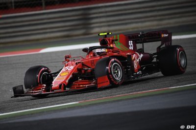 First Ferrari race not time to ’attack’ - Sainz