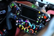 Romain Grosjean explique très en détail un volant de F1 (en vidéo)