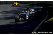 Baku, FP1: Bottas fastest as Verstappen crashes