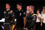 Renault seat 'a surprise' - Magnussen