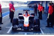 Marussia unveils MR03