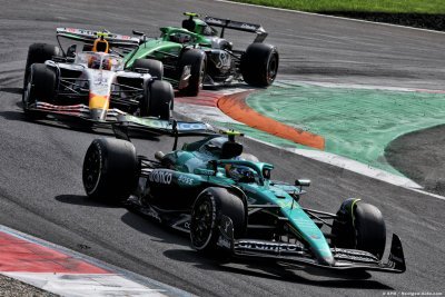 Alonso de nouveau exaspéré par sa malchance avec la casse d’une suspension