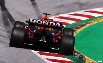 Spain, FP3: Verstappen sets the pace in final practice