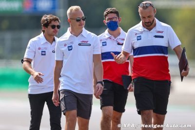 Mazepin brushes off Ralf Schumacher’s criticism