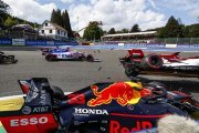 Rosberg s'en prend à un Verstappen 'trop agressif'