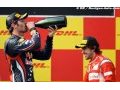 Alonso jokes as Webber wins FIA 'prize'