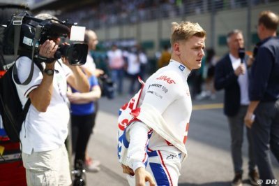 Barrichello ’compatit’ pour Schumacher mais Hülkenberg ’mérite de revenir en F1’