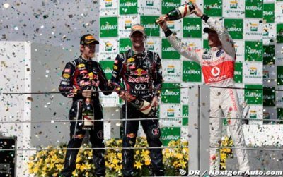 Première victoire 2011 pour Mark Webber
