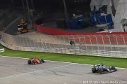 Hamilton abordera Leclerc prudemment en piste