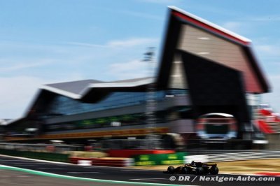 Renault F1 privée de top 10 sur la grille de Silverstone