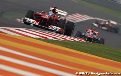 Ferrari allowed to keep navy stickers for race