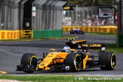 Palmer se plaint de sa Renault mal réparée