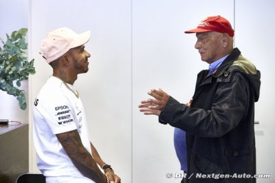 Abu Dhabi return for Lauda ’unlikely’ - Hamilton
