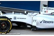 La Williams FW38 en piste vendredi, la Mercedes W07 aussi