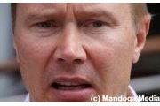 Hakkinen did not write 'tragic hero' Schumacher column