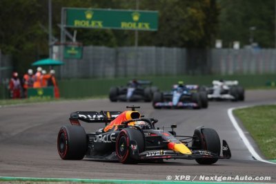 Jos Verstappen a ’apprécié’ que Max prenne un tour à Hamilton