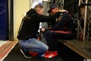 'Je ne l'ai pas laissé là-bas' : Jos Verstappen rétablit 'la vérité' sur une histoire avec Max