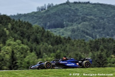 Albon&nbsp;: ’Du bon travail’ pour Williams F1 mais un problème d’équilibre