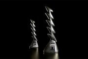 Avec ses trophées, Pirelli place de l'art au cœur de la F1 à Imola