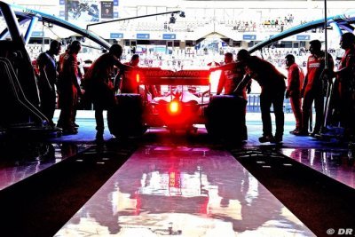 Ferrari breach highlighted ’strange rule’ - Villeneuve