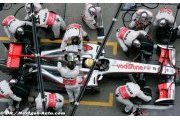 Hamilton and Vettel reprimanded for pitlane clash