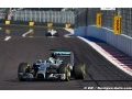 Hamilton wins in Sochi to hand Mercedes Constructors' title
