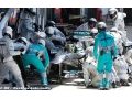 Mercedes beats Red Bull's pitstop record