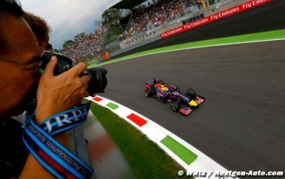 Vettel to race yet another chassis in Singapore