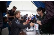 Rosberg veut croire en ses chances de titre