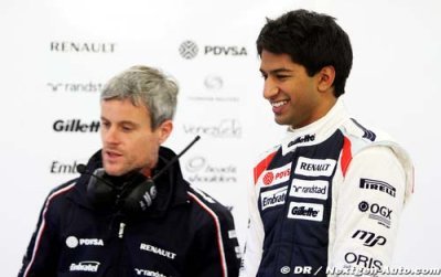 F2 Champion Luciano Bacheta drives the Williams FW33 at Silverstone