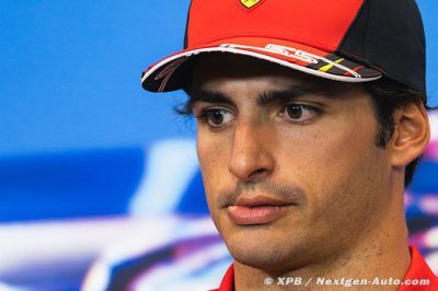 Sainz regrette son ’début de saison’ face à Leclerc
