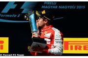 Vettel vows to keep title fight 'alive'