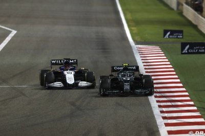 Après un premier GP horrible, Szafnauer prend la défense de Vettel chez Aston Martin F1 