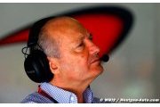 McLaren plays down Dennis' Suzuka absence