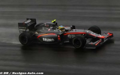 Senna cherche un meilleur volant pour 2011