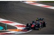 Essais de Yas Marina, Jour 3 : Matsushita meilleur temps entre les drapeaux rouges