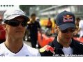 Schumacher félicite Vettel, plus jeune champion de l'histoire