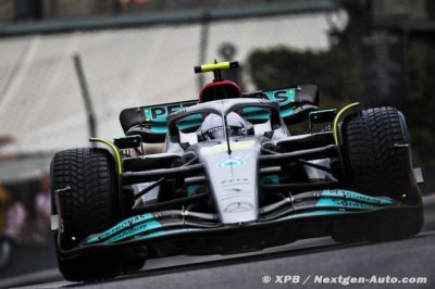 Hamilton ne comprend pas la FIA pour le départ retardé
