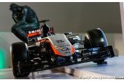 Force India shows new livery, 2015 nose